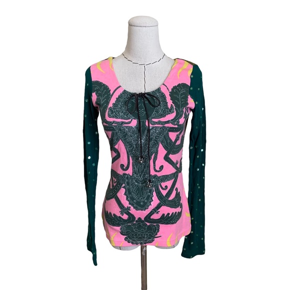 Custo Barcelona Tops - Rare Custo Barcelona Goddess Rose GraphicTop Cotton size Medium